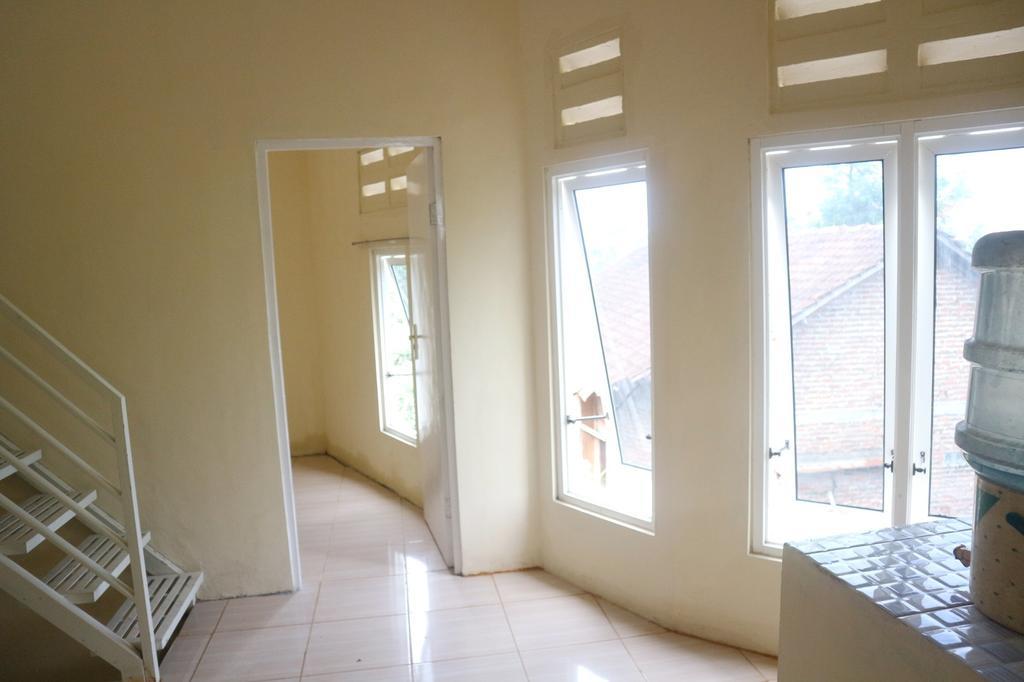 West Surabaya Homey エクステリア 写真